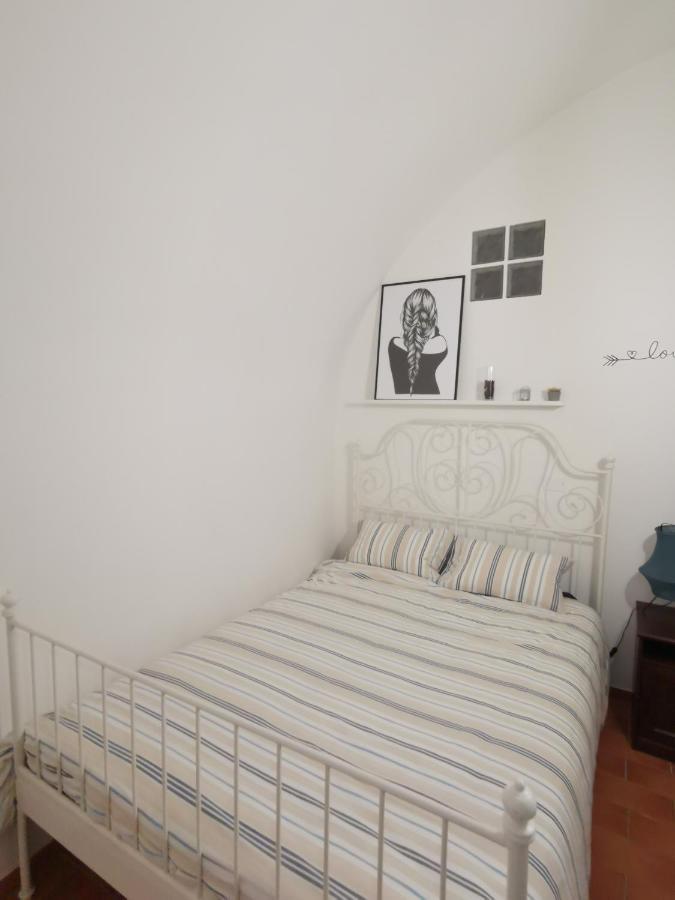 The 'Ferdinando' Refuge Apartment Mesagne Bilik gambar